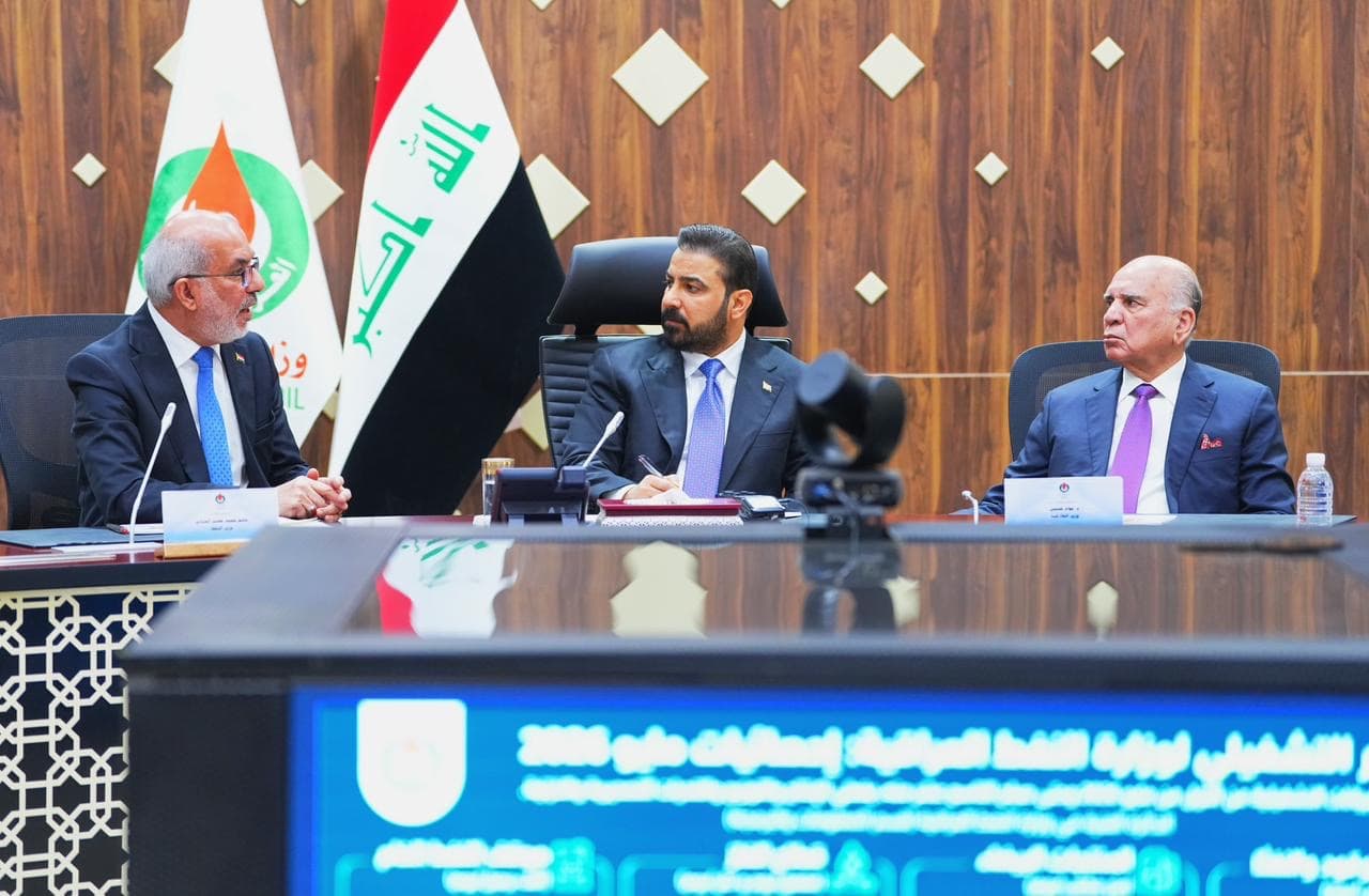 توجيه جديد من الزيدي بمتابعة ملف رفع حجم الصادرات النفطية وتنويع منافذ التصدير