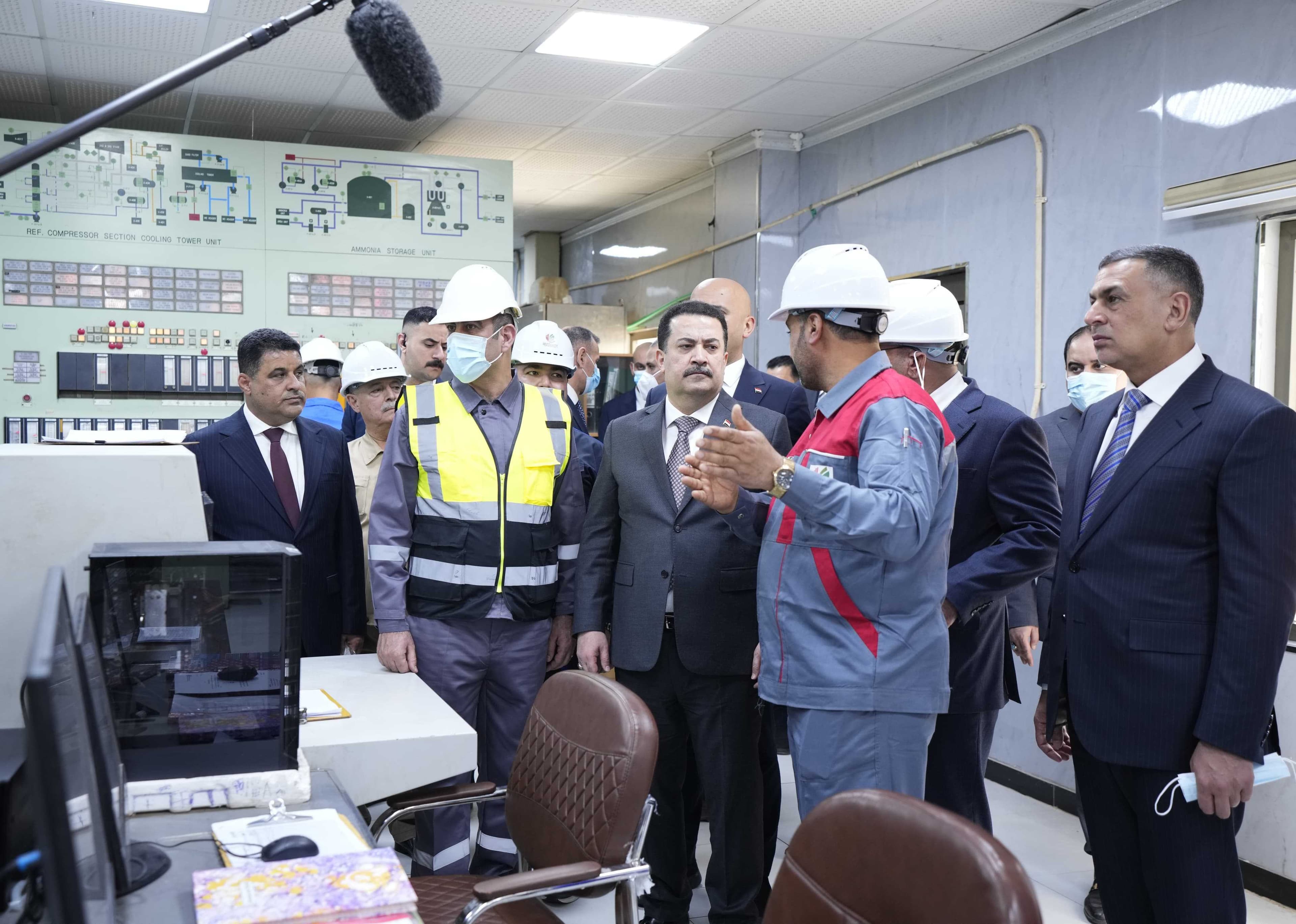 السوداني: منتجات مصنعيّ الاسمدة ستسدّ حاجة الأراضي الزراعية