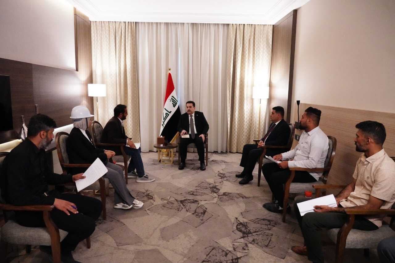 السوداني يستقبل ممثلين عن المتظاهرين بالبصرة ويصدر توجيها لوزير التربية