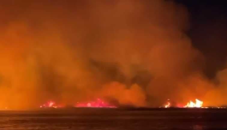 حريق كبير في قضاء حديثة بالانبار