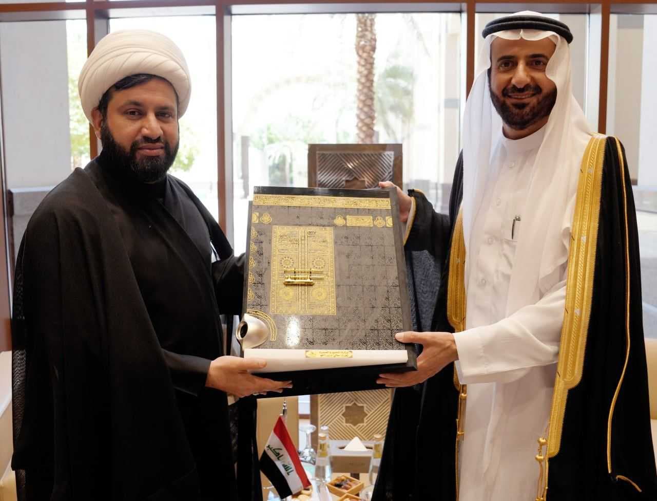 العراق يفوز بجائزة اكثر الدول مشاركة في منتدى العمرة والزيارة بالسعودية