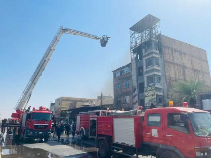 اندلاع حريق كبير بمحال تجارية في كربلاء