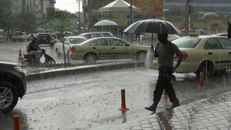 محافظة بغداد تعلن استمرار جهودها لسحب مياه الأمطار