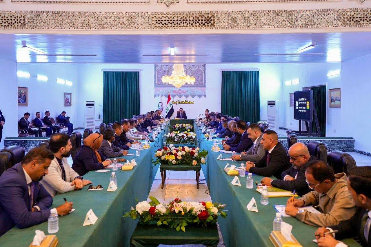السوداني يترأس اجتماعاً لمديري الدوائر والتشكيلات الخدمية في بابل