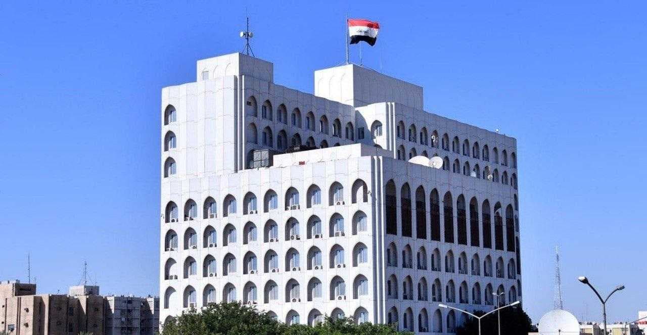الخارجية تعلن إخلاء سبيل 11 عراقياً احتجزوا في لبنان