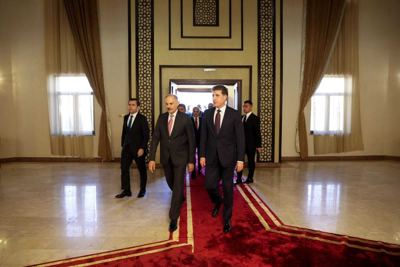 نيجيرفان بارزاني يستهل زيارته الى بغداد بلقاء العميري وزيدان