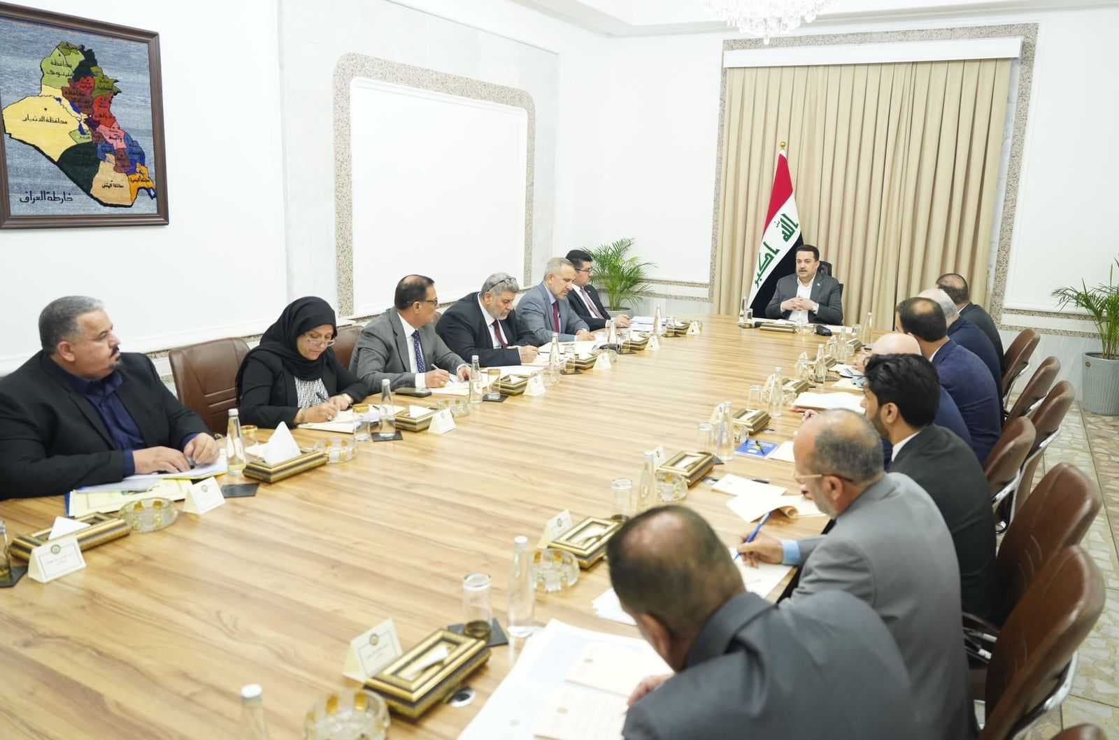 السوداني يوجه باستمرار عقد اجتماعات خاصة بمتابعة مشاريع المحافظات