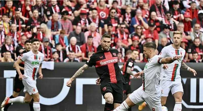 بلا هزيمة.. باير ليفركوزن يكتب التاريخ ويظفر بالدوري الألماني