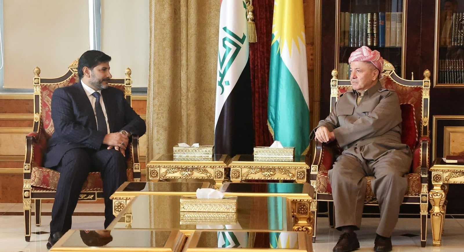 بارزاني لوفد من الدعوة: أهمية إعادة هيكلة العلاقات والتوصل لتفاهمات