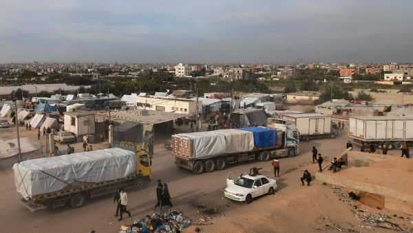البنتاغون: نقاشات لإيجاد طرق بديلة لإيصال المساعدات إلى غزة.
