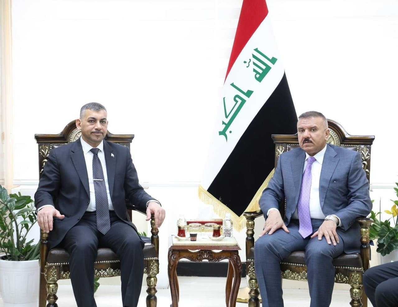 رئيس هيئة النزاهة ووزير الداخلية يبحثان التحضير لعقد مؤتمر الانتربول الدولي في بغداد
