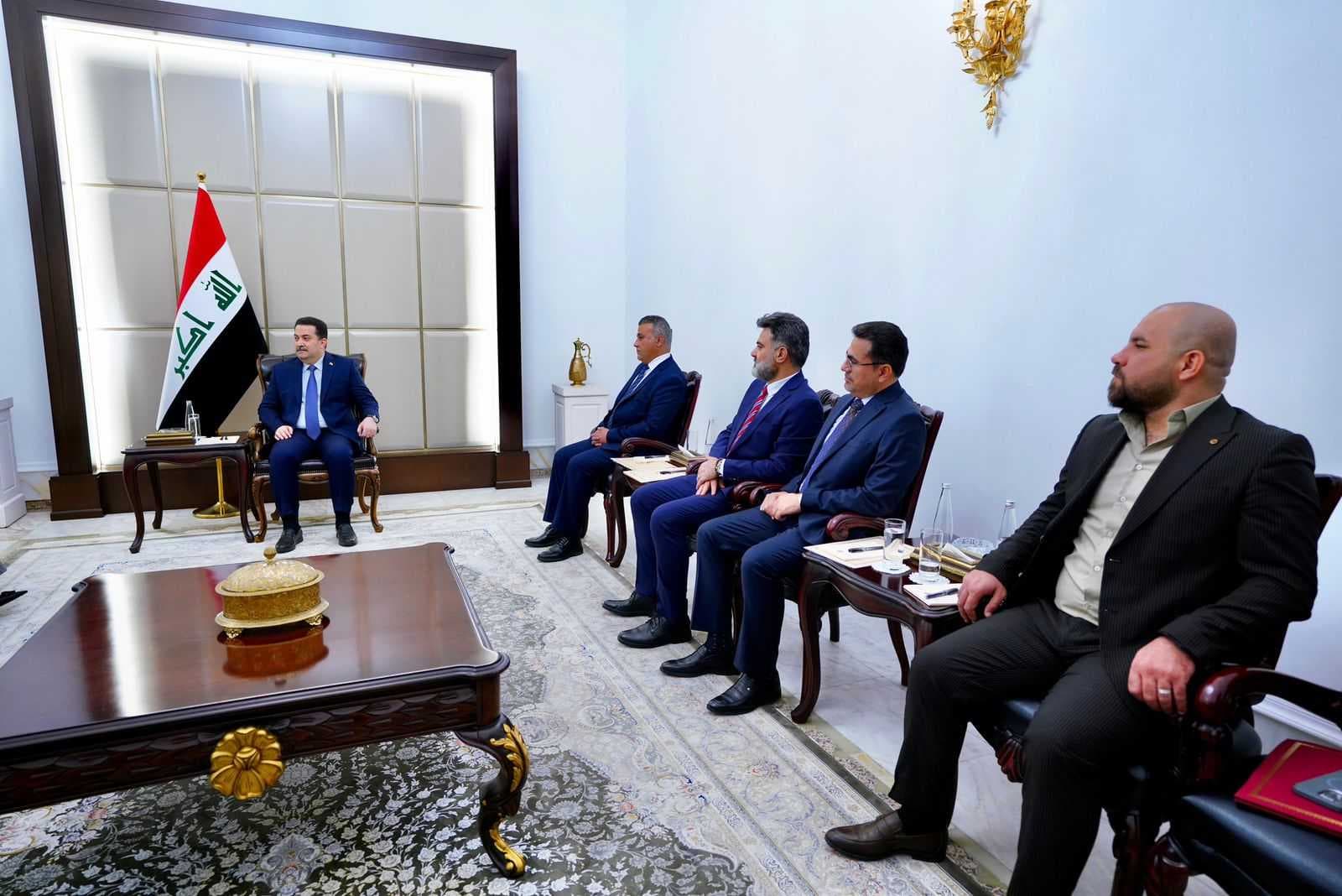 السوداني وكتلة الجيل الجديد يؤكدون أهمية التنسيق بين السلطتين التنفيذية والتشريعية
