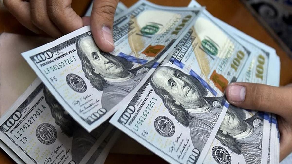 انخفاض أسعار الدولار في بغداد واربيل