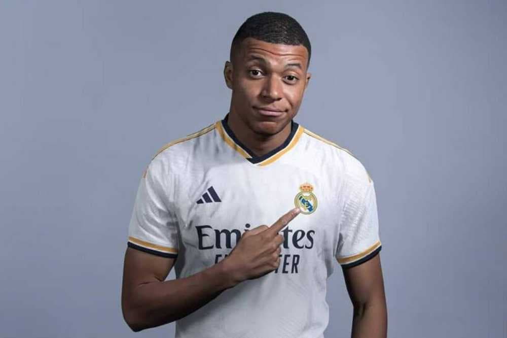 ريال مدريد ممنوع من بيع قمصان مبابي