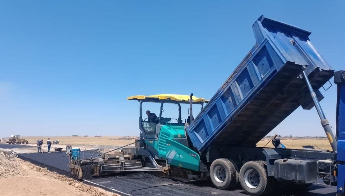 الإعمار: إنجاز 86% من مشروع توسعة طريق كوت - بغداد