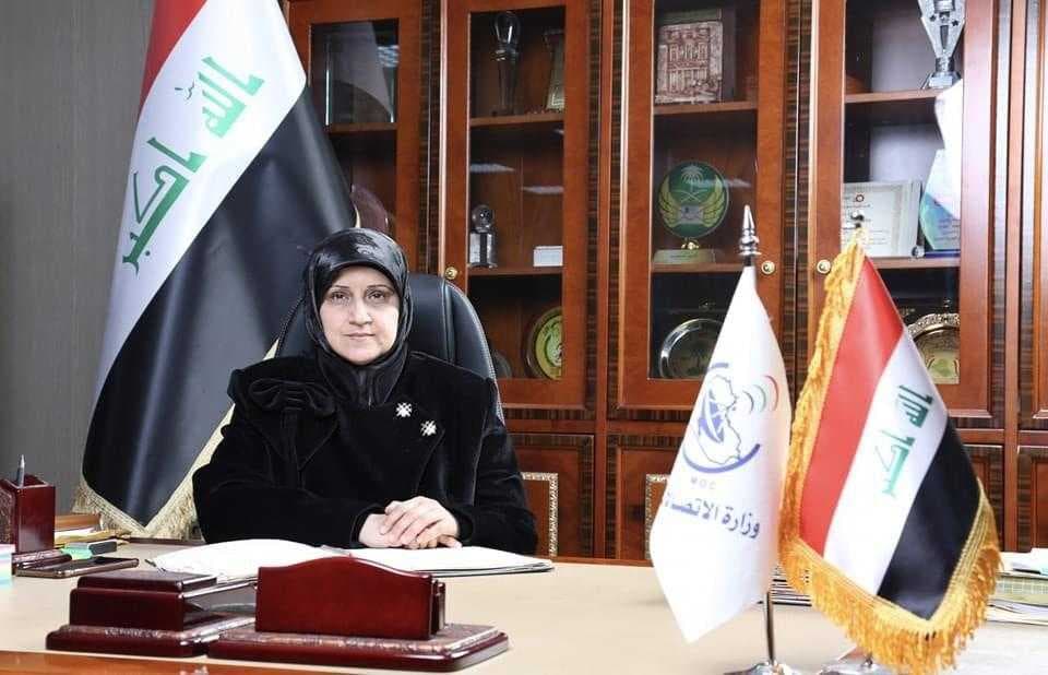 الياسري تعلن عن حملة لإطفاء الأبراج تمهيداً للتحول إلى الألياف الضوئية