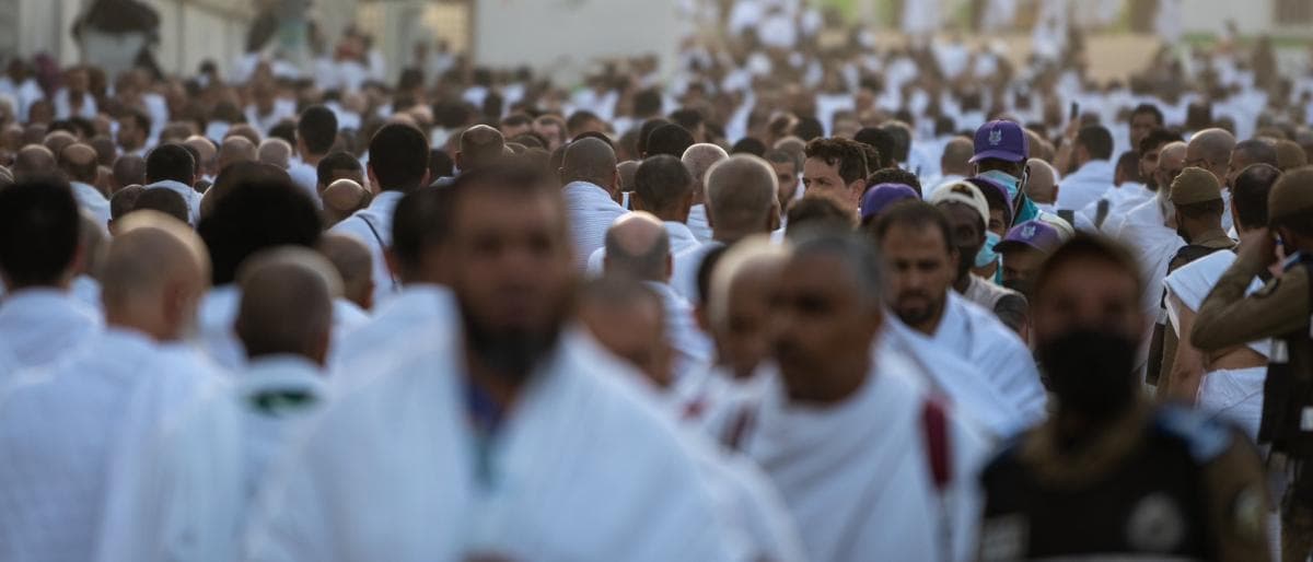 حجاج بيت الله الحرام يتوجهون إلى مشعر منى الجمعة لبدء مناسكهم