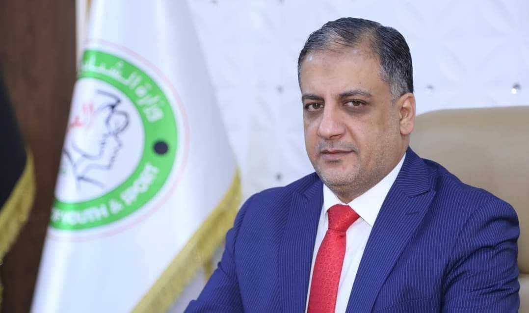 المبرقع يتعهد بإتمام أوراق اللاعبين العراقيين في الدوري السويدي
