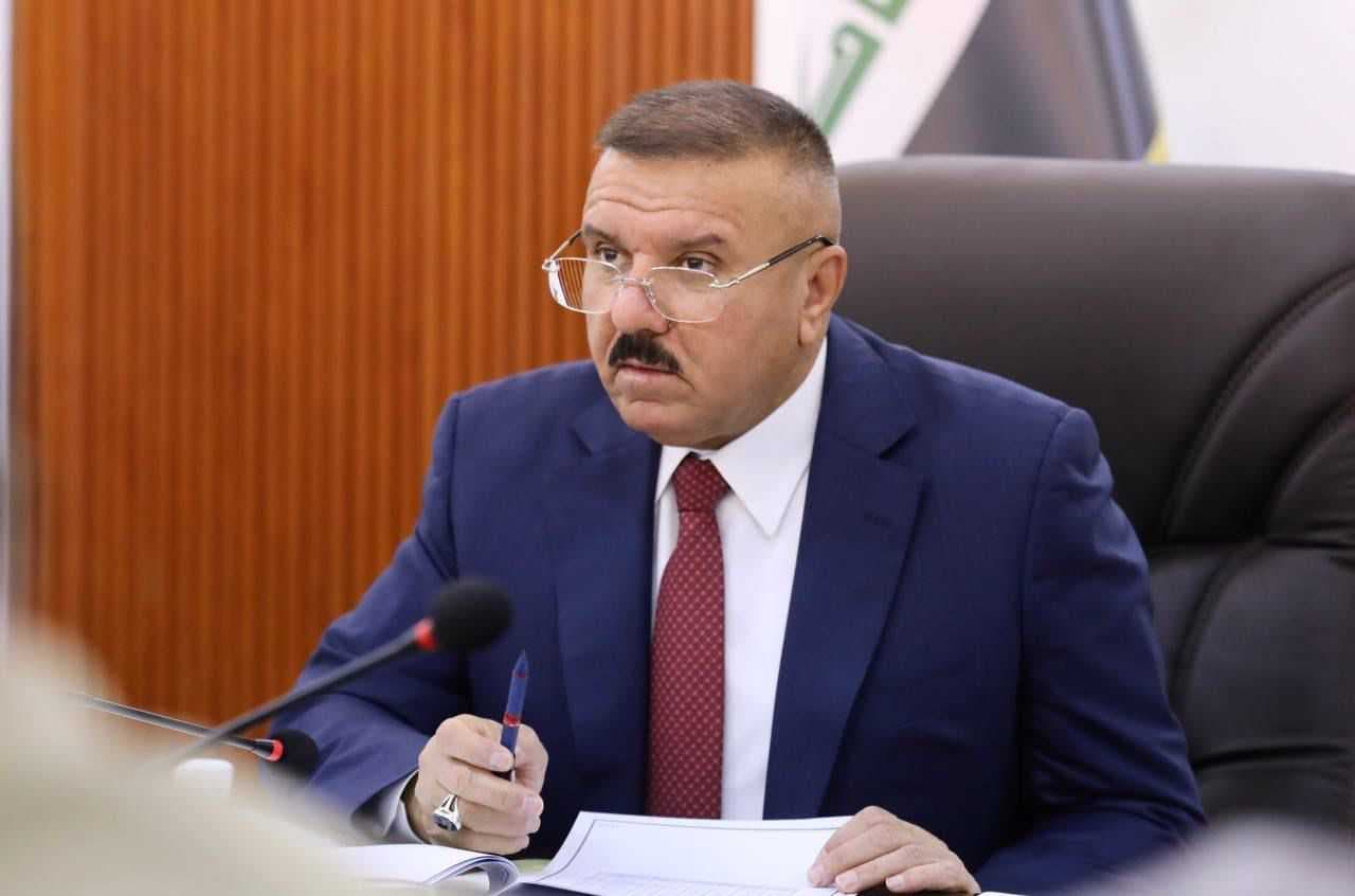 وزير الداخلية يوجه بدخول جميع مفارز الدفاع المدني بالإنذار (ج) لمدة ثلاثة أشهر