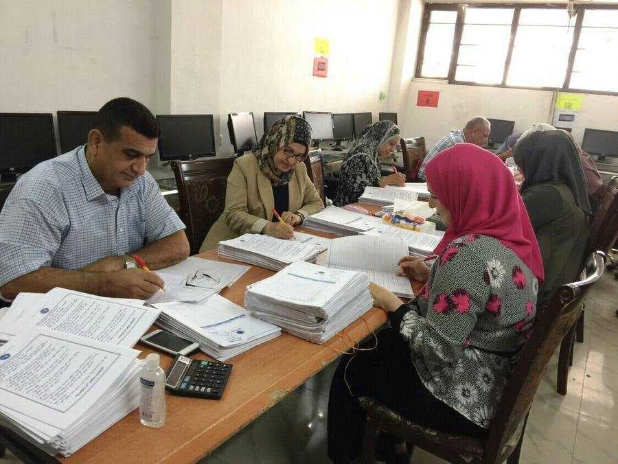 التربية تؤكد استمرار عملية تصحيح الدفاتر الامتحانية لطلبة الثالث المتوسط