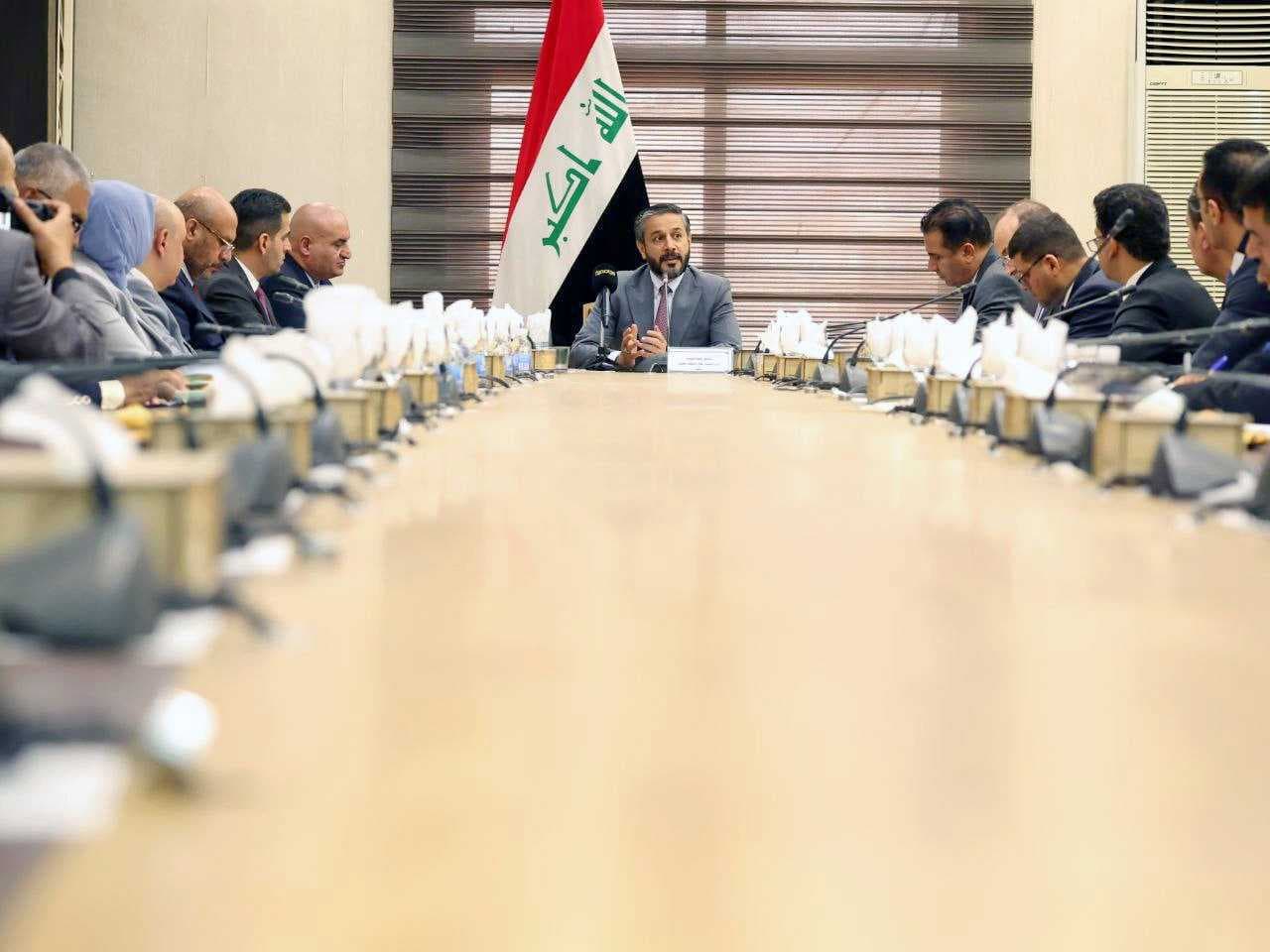 وزير التعليم يوجه بشمول تخصصات الإدارة والاقتصاد والطب البيطري والتمريض بعملية بولونيا