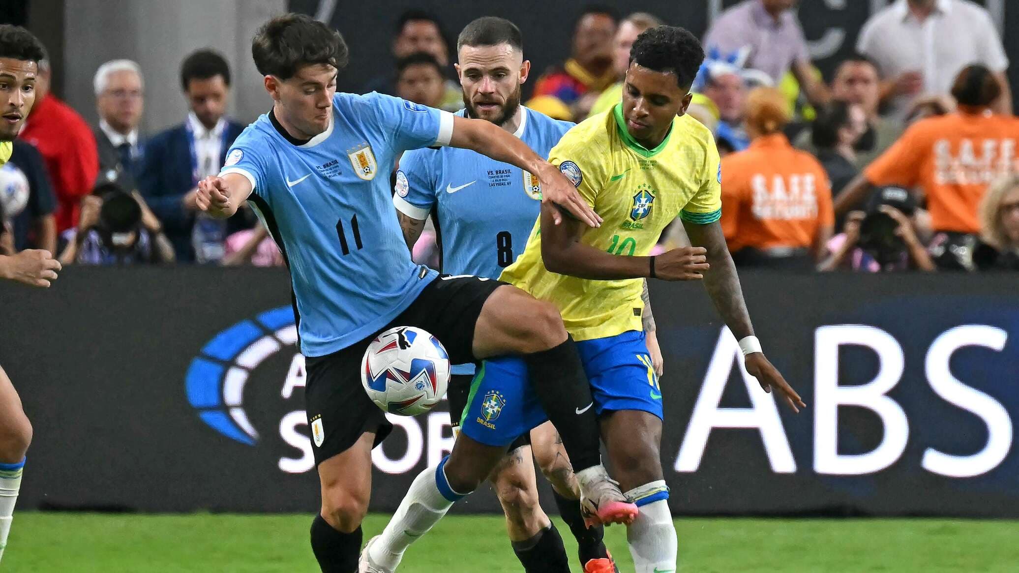 البرازيل تودع كوبا أمريكا بعد الهزيمة من الأوروغواي