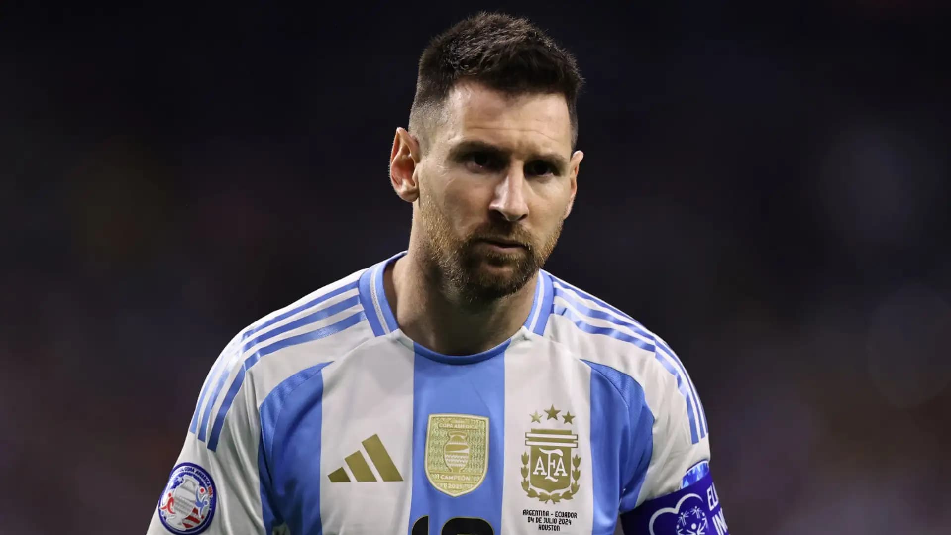 البرغوث يعادل رقما قياسيا في "كوبا أمريكا"