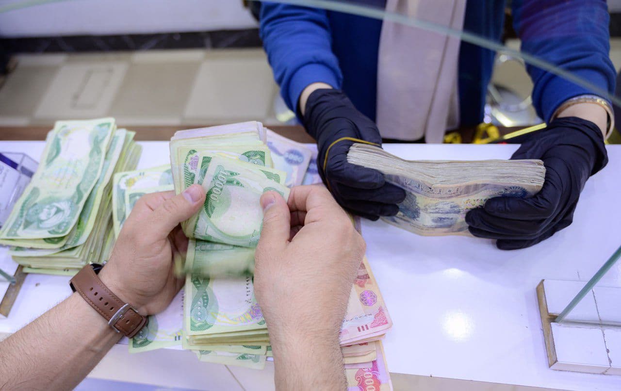 اليوم.. ارتفاع جديد باسعار صرف الدولار امام الدينار