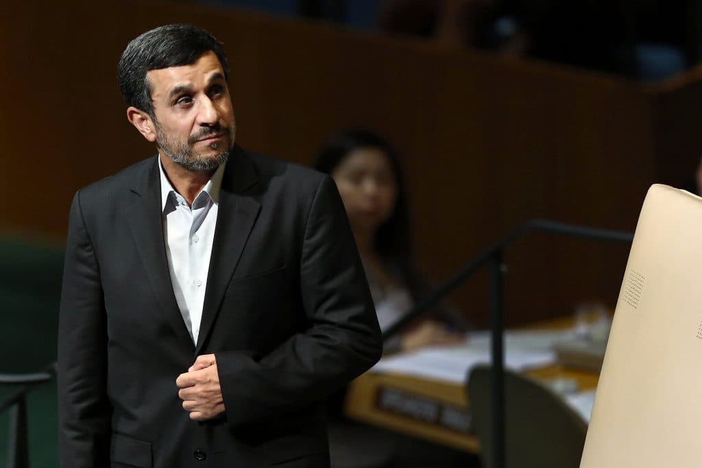 نجاة رئيس إيراني أسبق من محاولة اغتيال بـ"أعجوبة"