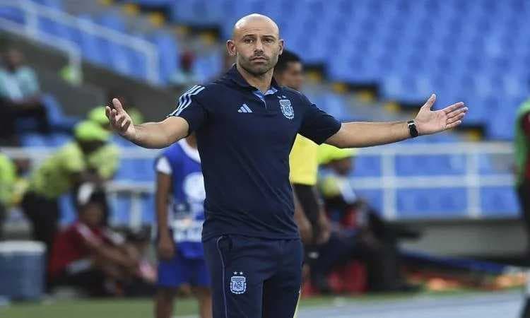 مدرب أولمبي الأرجنتين يكشف عن تعرض المنتخب للسرقة قبيل مواجهة المغرب
