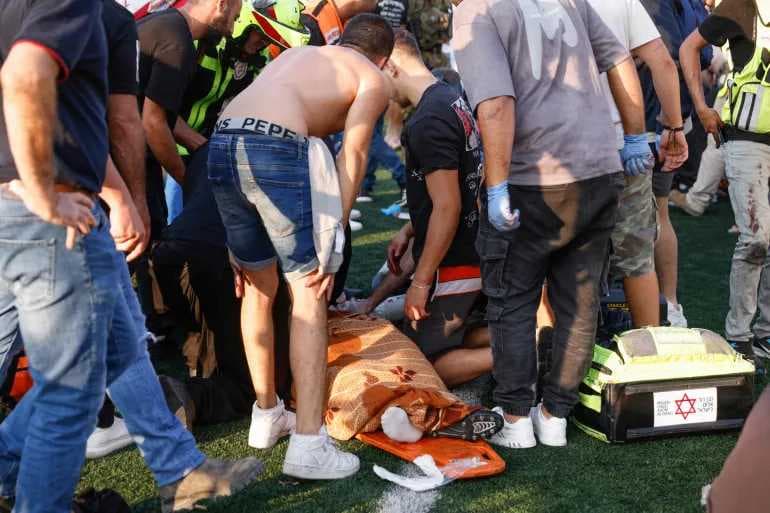 عشرات القتلى والجرحى بالجولان وإسرائيل تتوعد: ردنا سيكون قاسيا