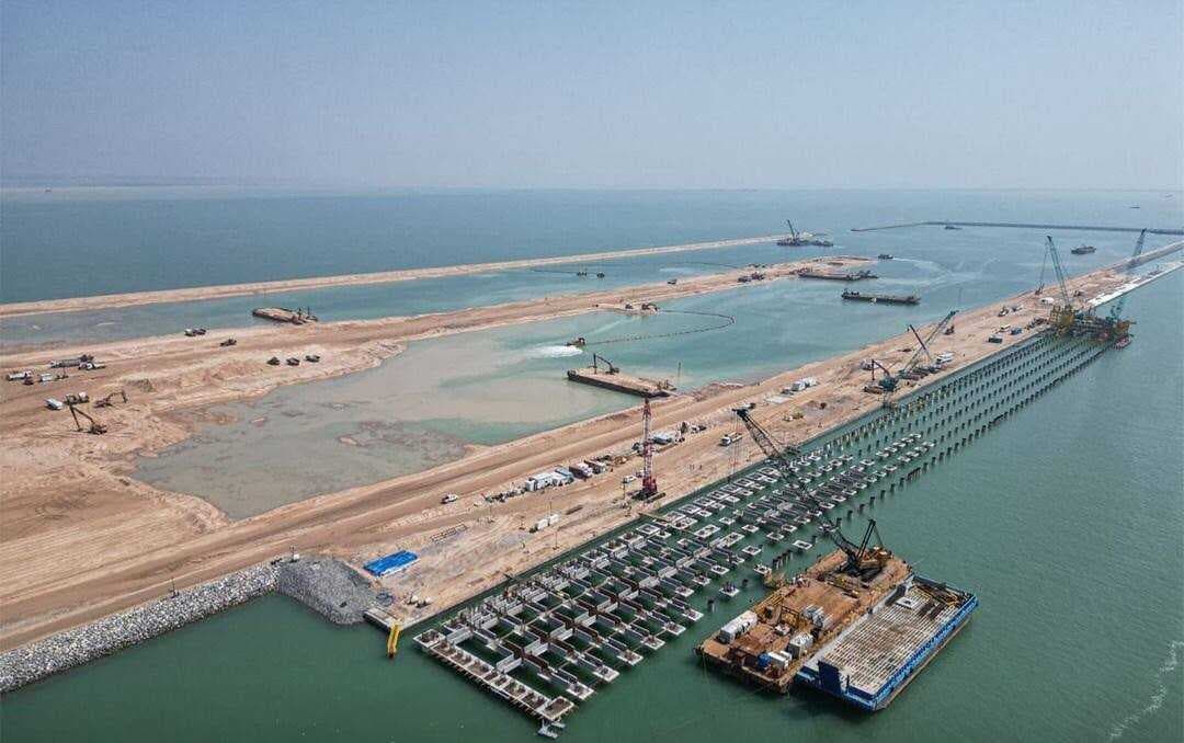 محافظ بغداد : طريق التنمية يتضمن ساحات للتبادل التجاري