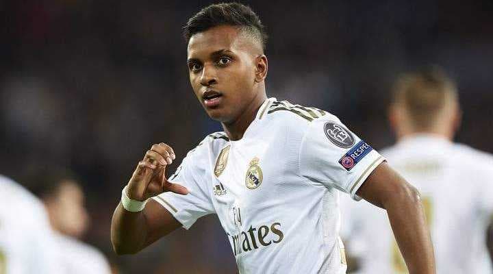 نجم الريال يحسم موقفه من الانتقال الى مانشستر سيتي