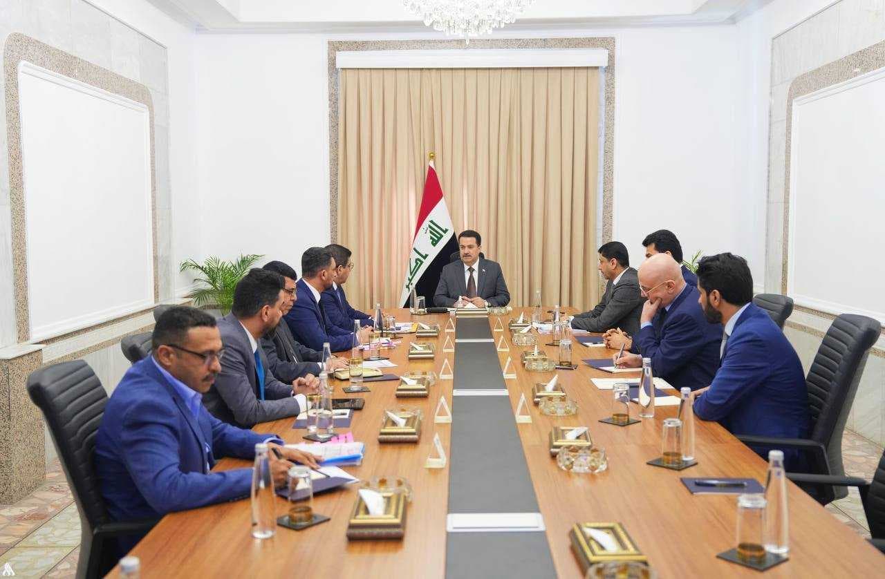 السوداني: يترأس اجتماعاً خاصاً بمتابعة ملفّ أتمتة البطاقة التموينية