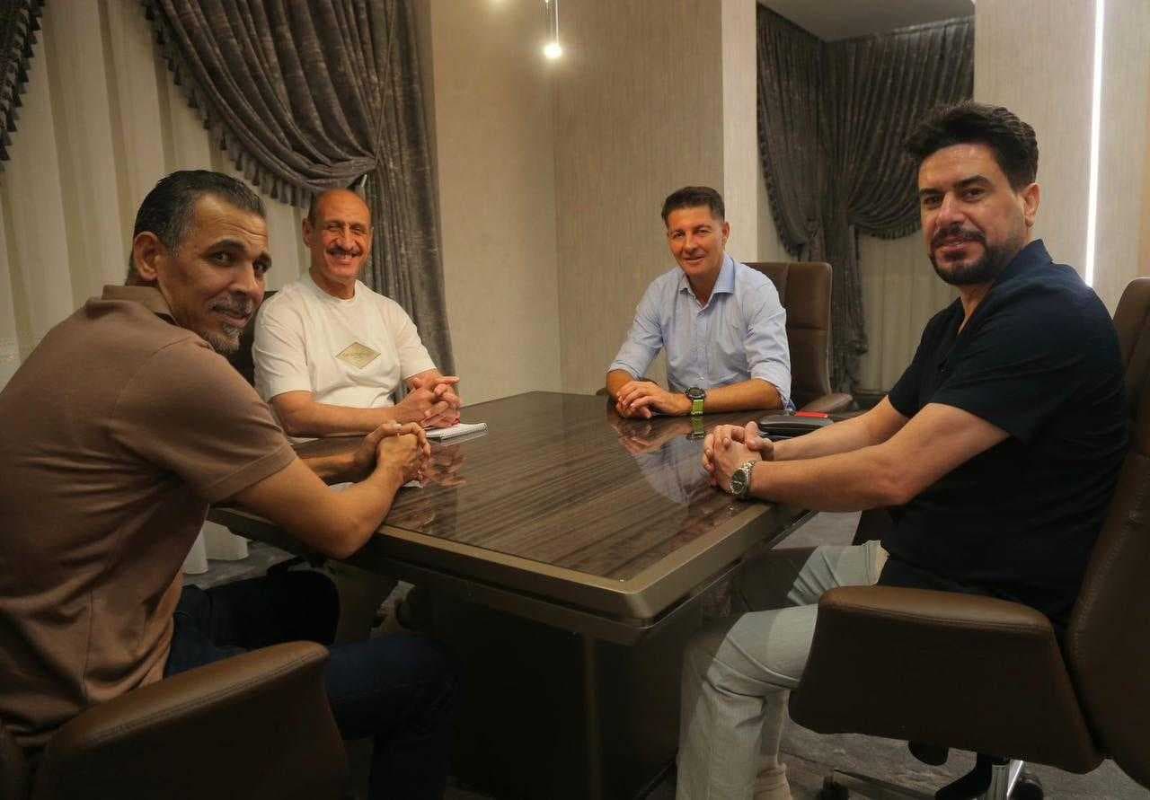 الاتحاد العراقي يتفق مع كاساس على تجديد عقده مدرباً للمنتخب الوطني