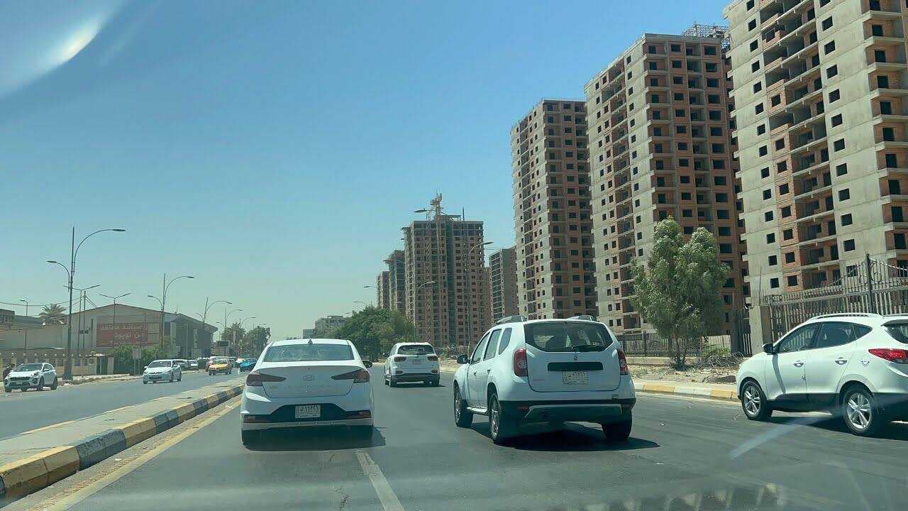 المرور تصدر تنويهاً بشأن تحويل خط سير المركبات في شارع مطار المثنى