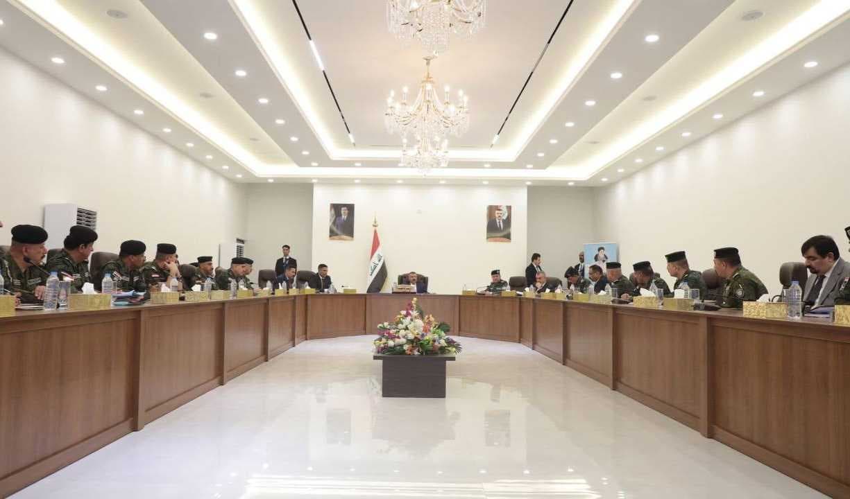 وزير الداخلية يشيد بتوجيهات المرجعية في دعم العمل بمكافحة المخدرات