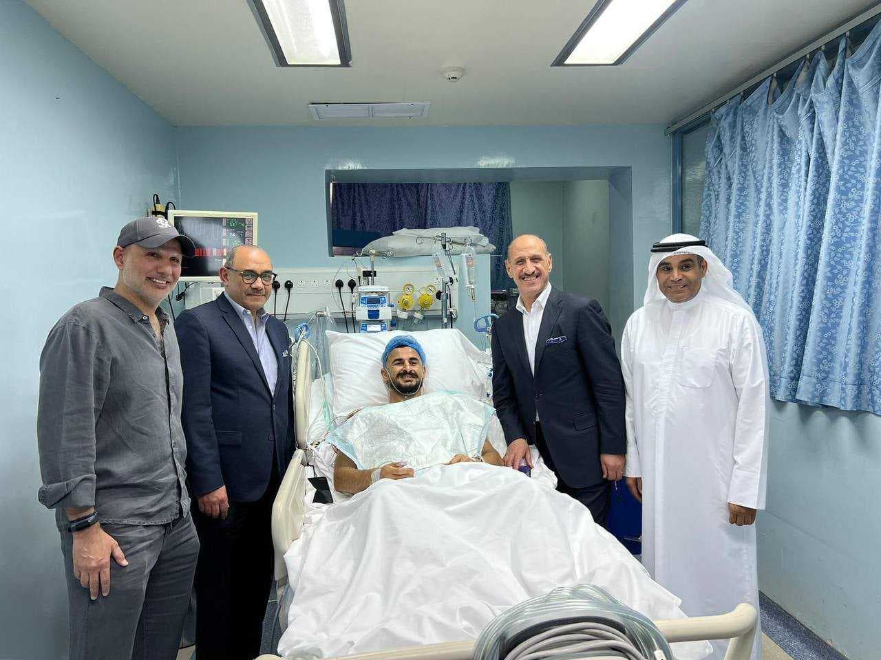 أيمن حسين يكمل مرحلة علاجه في قطر