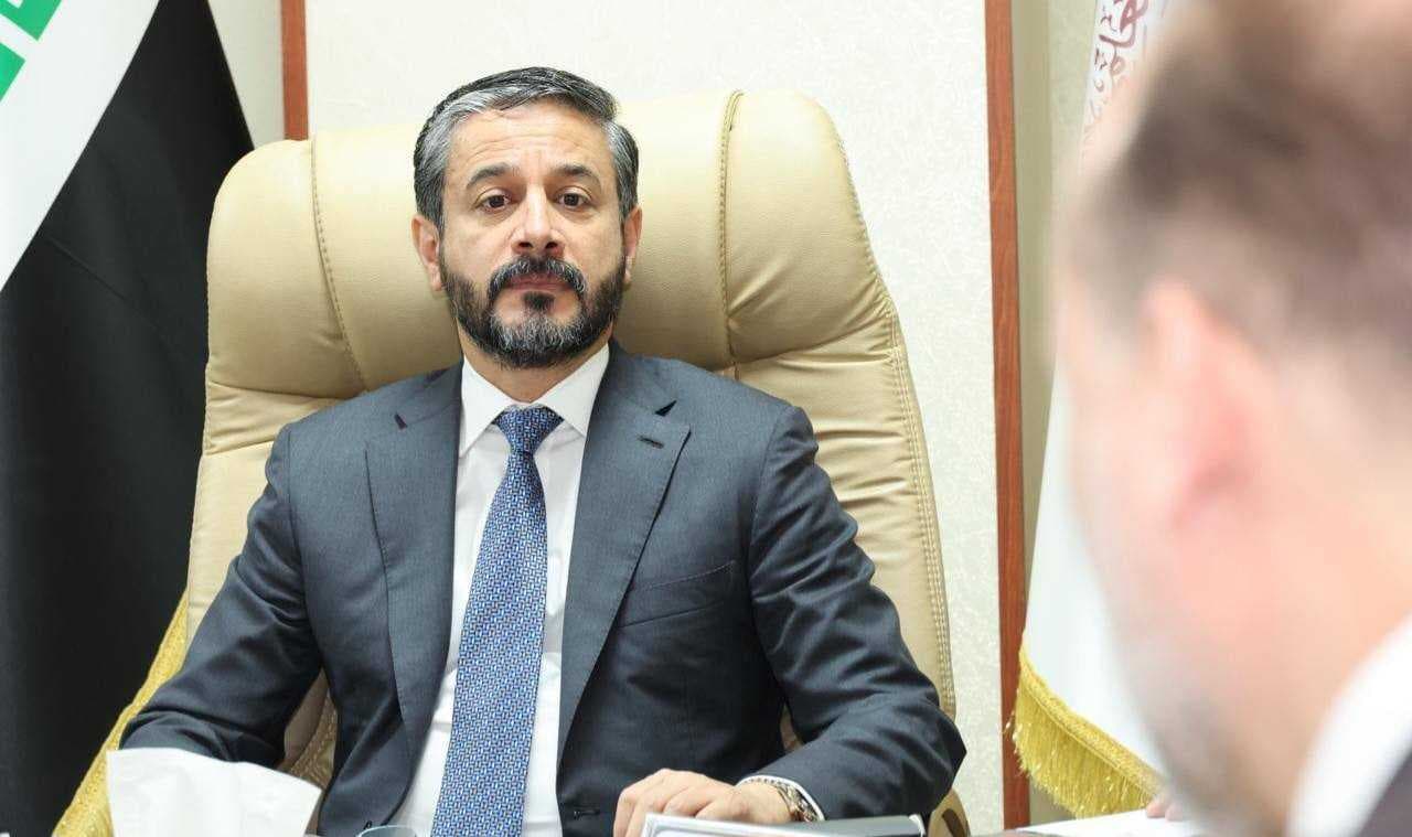 وزير التعليم يوافق على معالجة حالات الطلبة في الامتحانات التقويمية