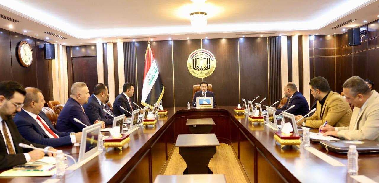 الأعرجي يترأس اجتماعاً لرؤساء اللجان الفرعية لمكافحة التطرف العنيف