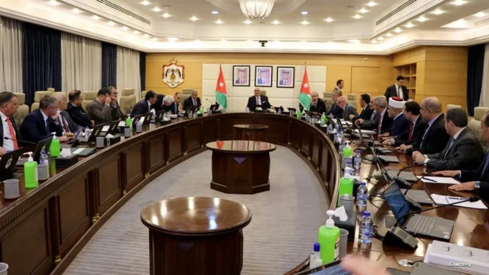 تمهيداً لتشكيل جديدة.. ‏الحكومة الأردنية تقدم استقالتها