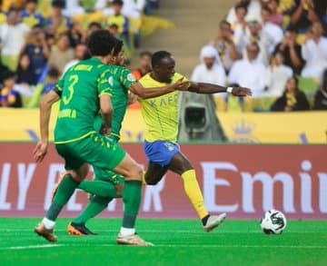 نادي النصر يحرز الهدف الأول بمرمى الشرطة في الدقيقة الـ14