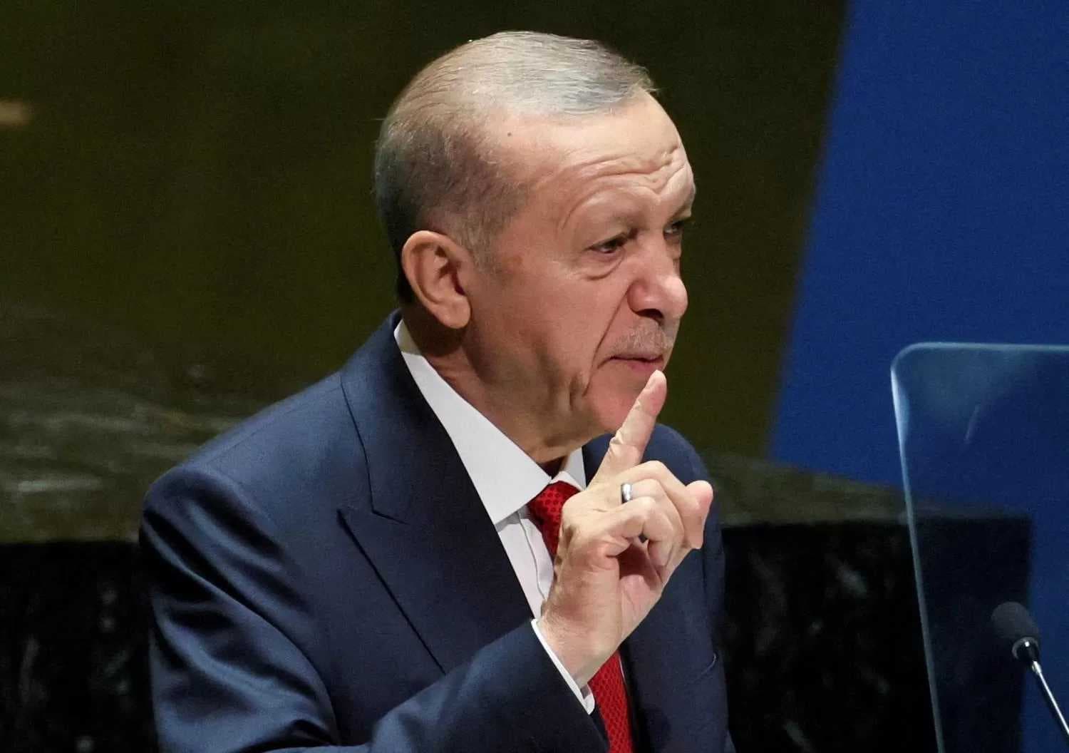 أردوغان: يؤكد دعم خطوات العراق ويشبه نتنياهو بـ"هتلر"