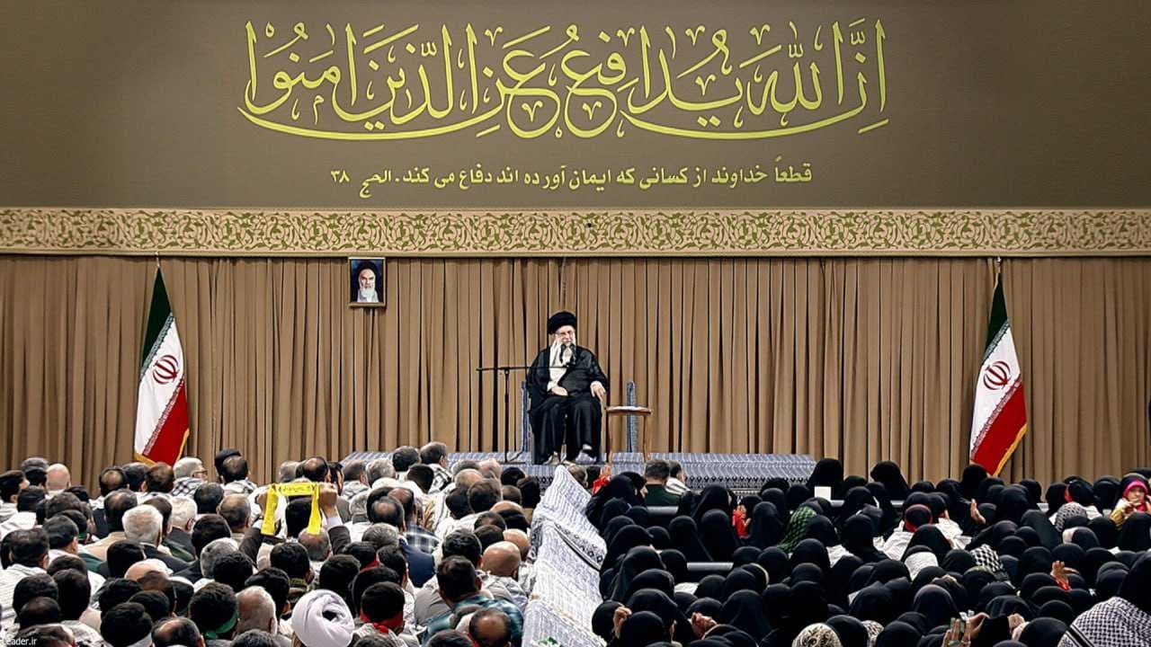 السيد خامنئي: النصر النهائي هو حليف حزب الله والمقاومة في فلسطين