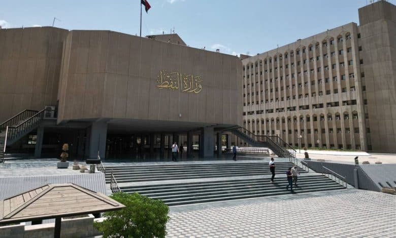 وزارة النفط تعلن البدء بتصدير وقود الطائرات