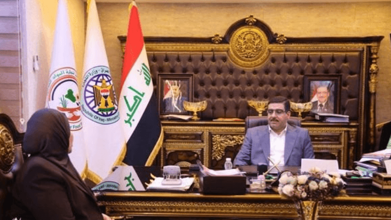 وزير التجارة يوجه باتخاذ الاجراءات اللازمة للحفاظ على سلامة الخزين الغذائي