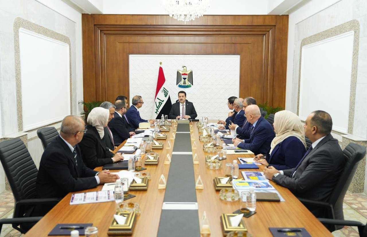 السوداني يترأس اجتماعاً لمتابعة الجهود الخاصة بتطوير عمل قطاع المصارف الحكومية