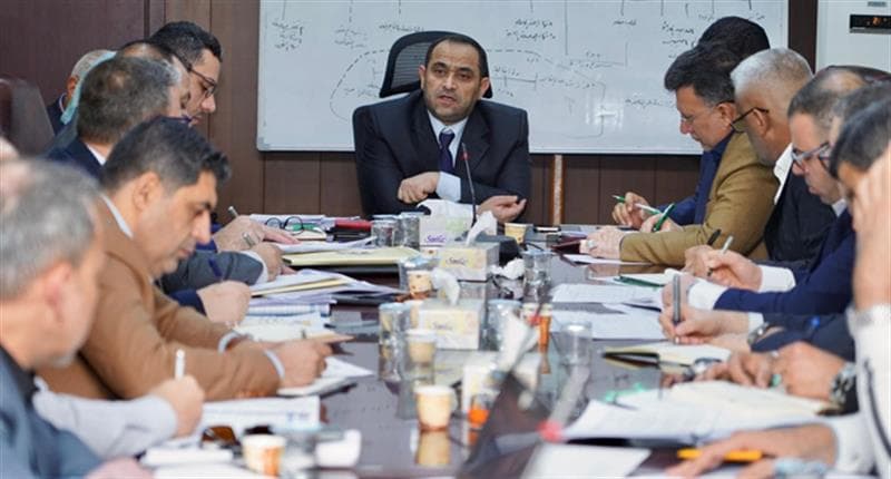 وزير الكهرباء يؤكد ضرورة الإسراع في تنفيذ المشاريع الجديدة