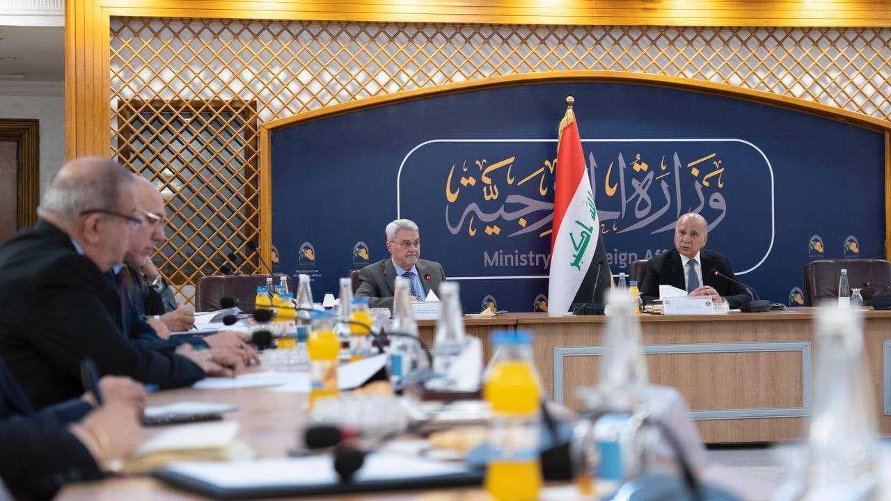 لجنة التفاوض العراقية مع أمريكا تشدد على نقل العلاقة "العسكرية" إلى شراكة اقتصادية
