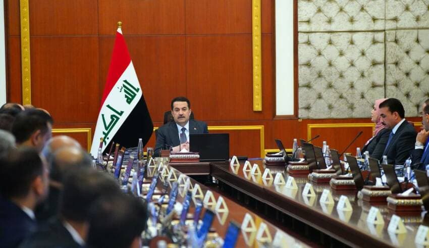 رئيس الوزراء يصدر توجيهاً يخص اللجنة العليا للإعمار والاستثمار